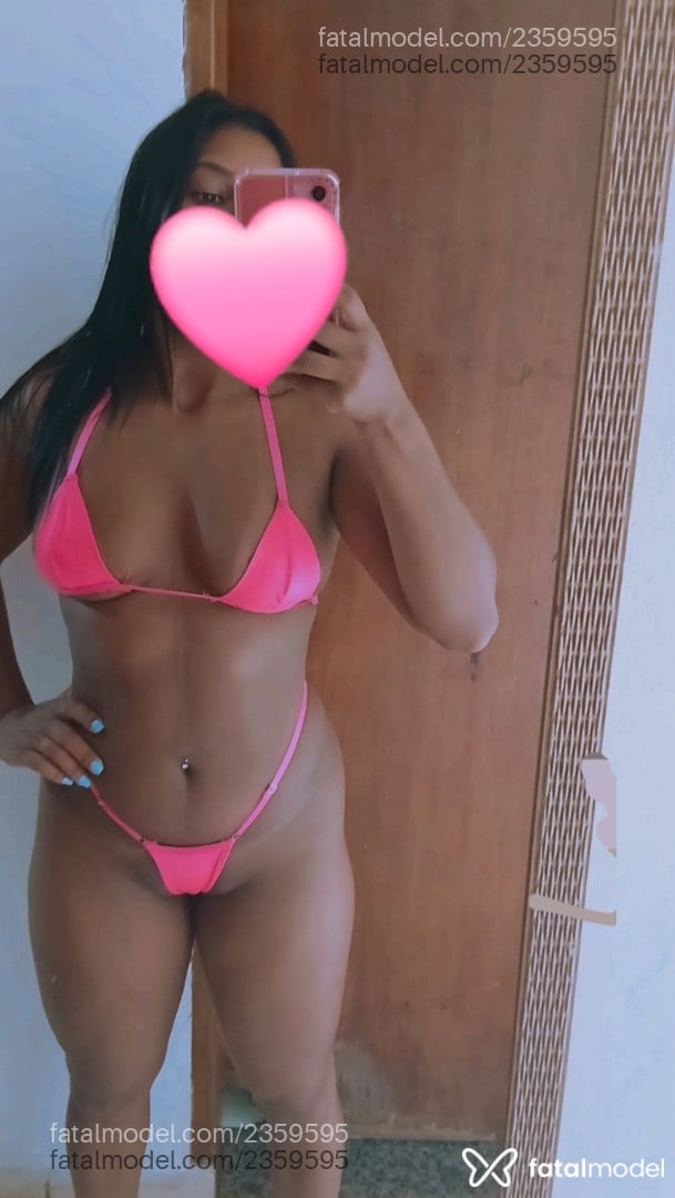 Acompanhante mulher morena (o) de olhos castanhos em Virtual - Rafaela Rafaa