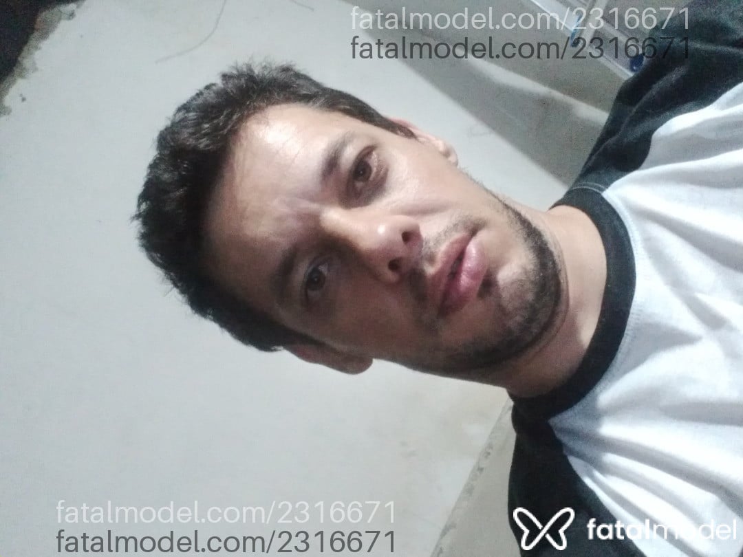 Acompanhante homem morena (o) de olhos castanhos em Curitiba - Jonhny