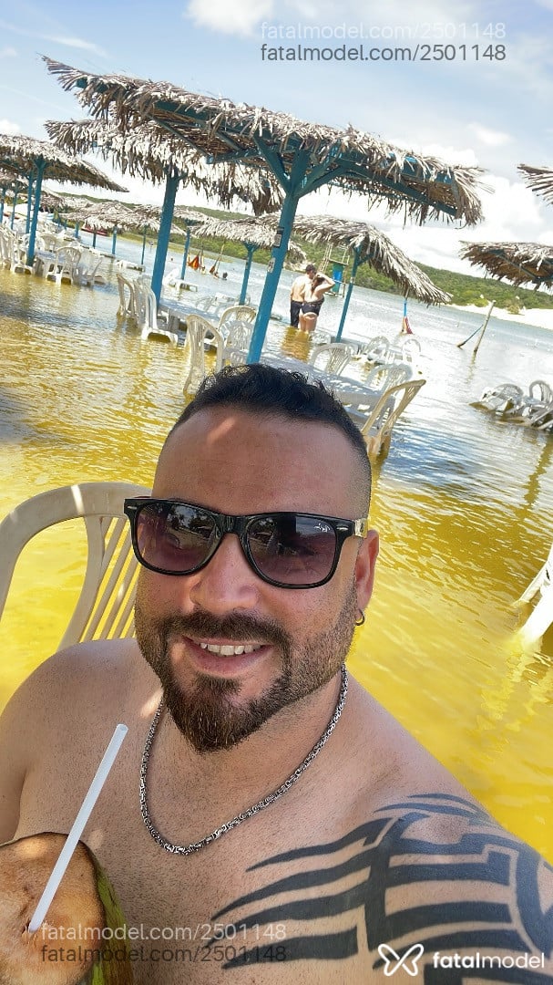Acompanhante homem morena (o) de olhos castanhos em Virtual - Don Nadez