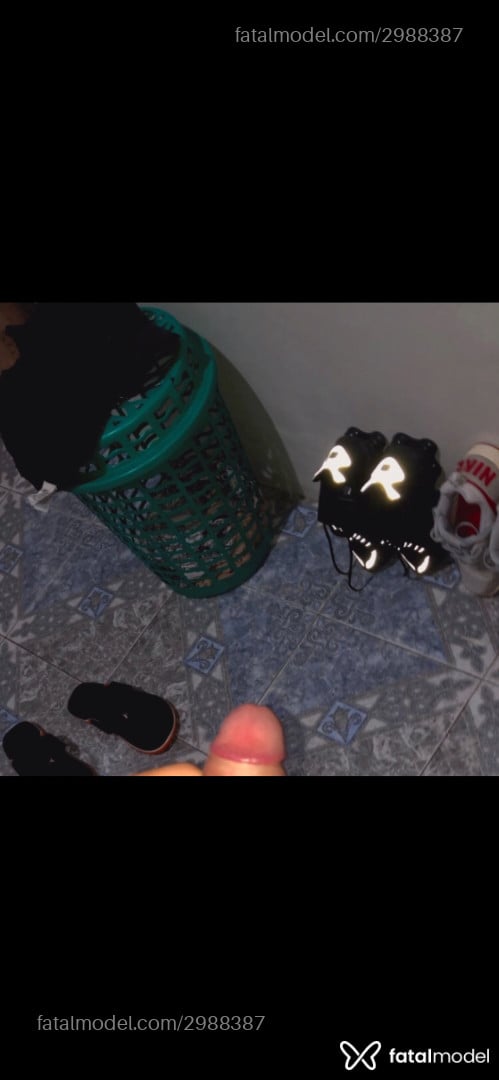 Acompanhante homem com cabelo castanho de olhos pretos em Salinópolis Acompanhante homem com cabelo castanho de olhos pretos em Salinópolis - Douglas Sampaio