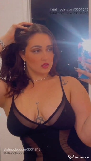 Acompanhante mulher morena (o) de olhos mel em São Paulo Acompanhante mulher morena (o) de olhos mel em São Paulo - Sophia