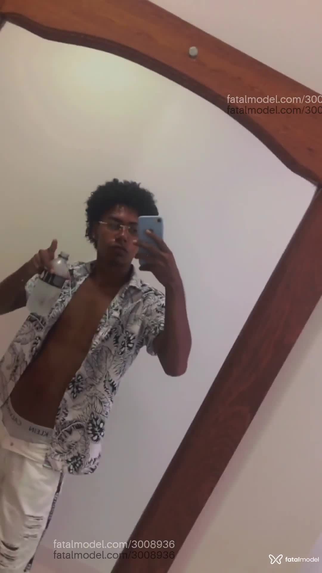 Acompanhante homem com cabelo castanho de olhos castanhos em Rio de Janeiro - Crystian