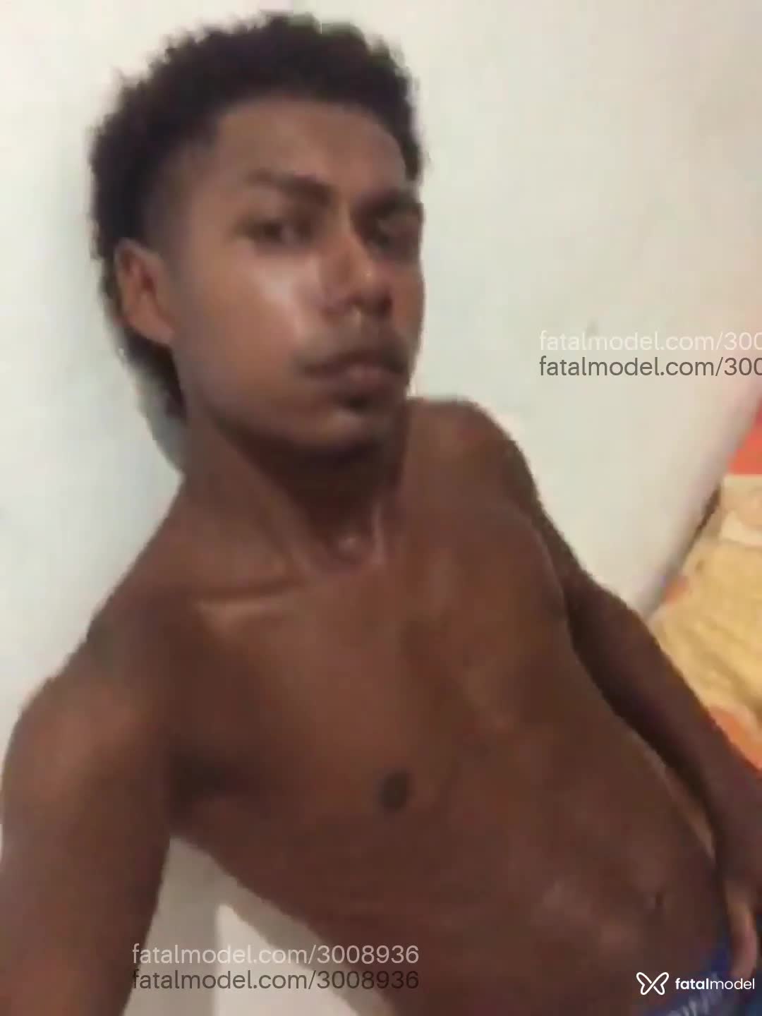 Acompanhante homem com cabelo castanho de olhos castanhos em Rio de Janeiro - Crystian