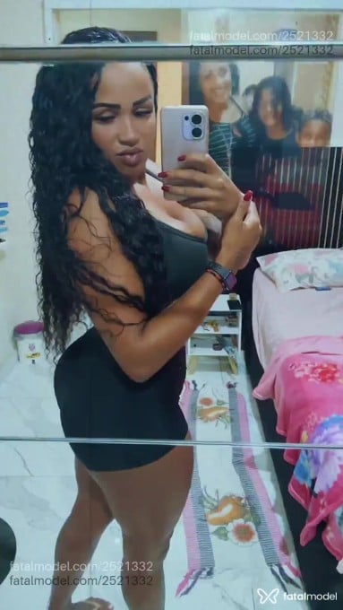 Acompanhante mulher morena (o) de olhos castanhos em Linhares - Lorena Prado
