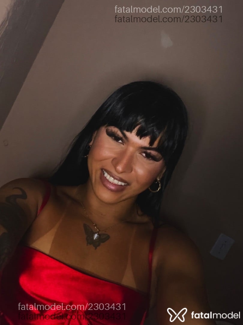 Acompanhante mulher trans morena (o) de olhos castanhos em Aracaju Acompanhante mulher trans morena (o) de olhos castanhos em Aracaju - Aleksya