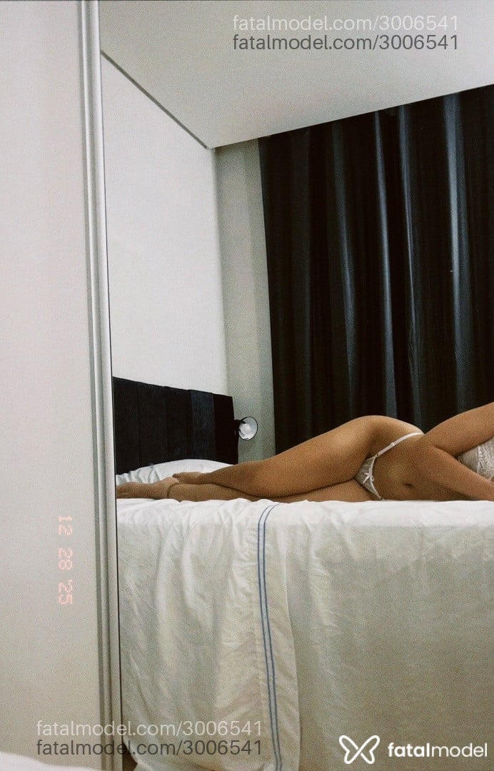 Acompanhante mulher morena (o) de olhos castanhos em Joinville - Rafaela Avila