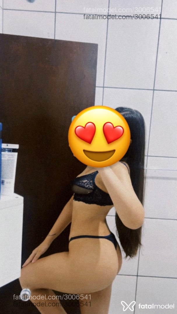 Acompanhante mulher morena (o) de olhos castanhos em Joinville - Rafaela Avila