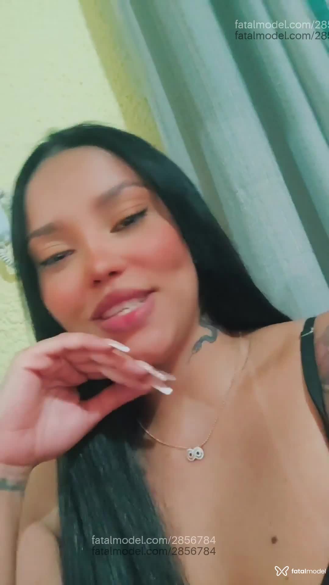 Acompanhante mulher morena (o) de olhos castanhos em São Paulo - Laura
