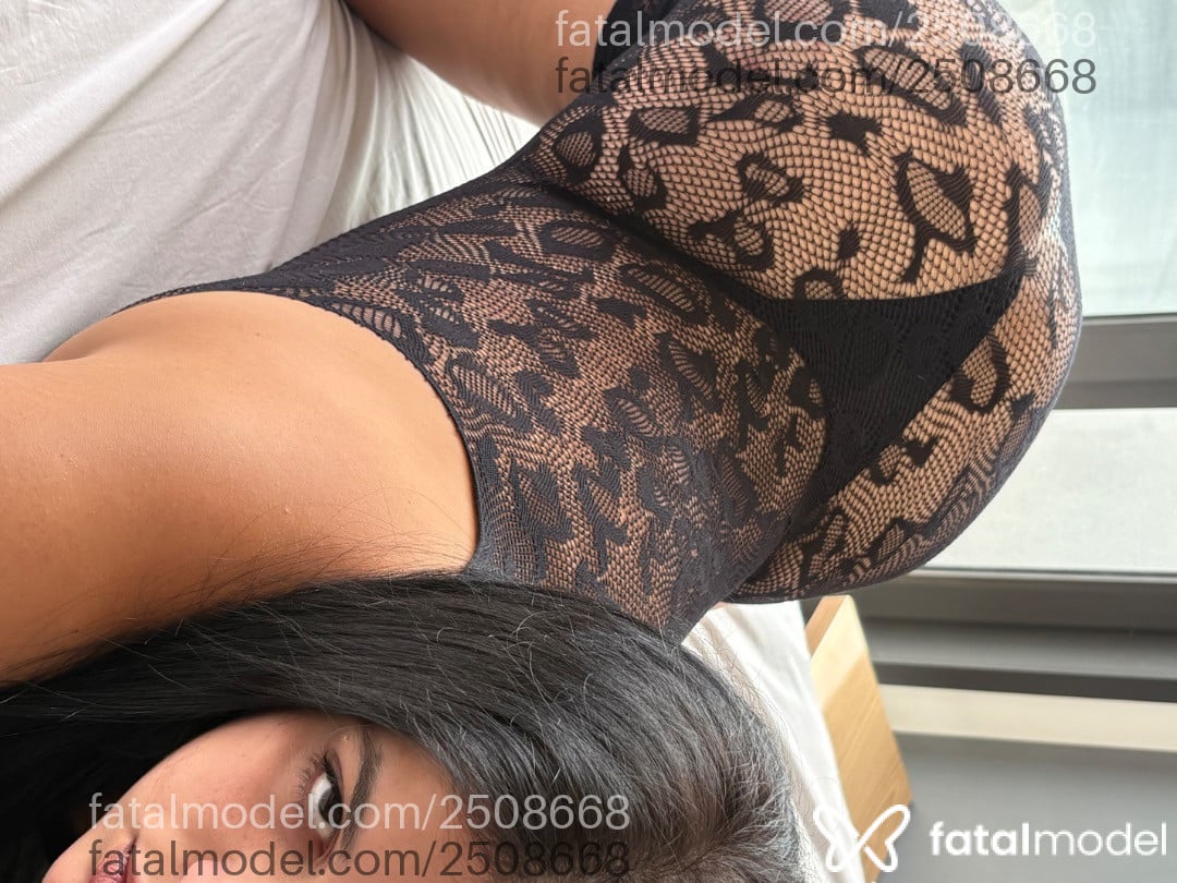 Acompanhante mulher morena (o) de olhos castanhos em Curitiba - Isadora Diniz