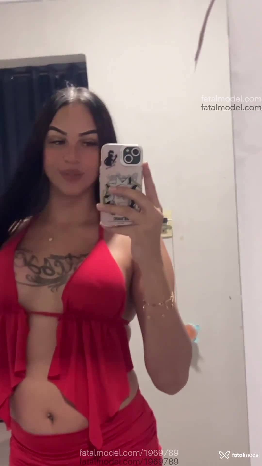 Acompanhante mulher trans morena (o) de olhos mel em Capelinha Acompanhante mulher trans morena (o) de olhos mel em Capelinha - Gabriela hubner