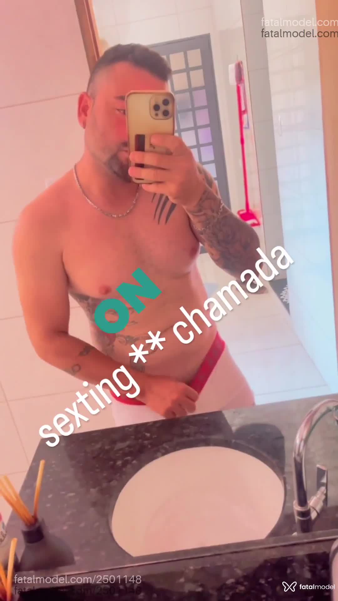 Acompanhante homem morena (o) de olhos castanhos em Virtual - Don Nadez