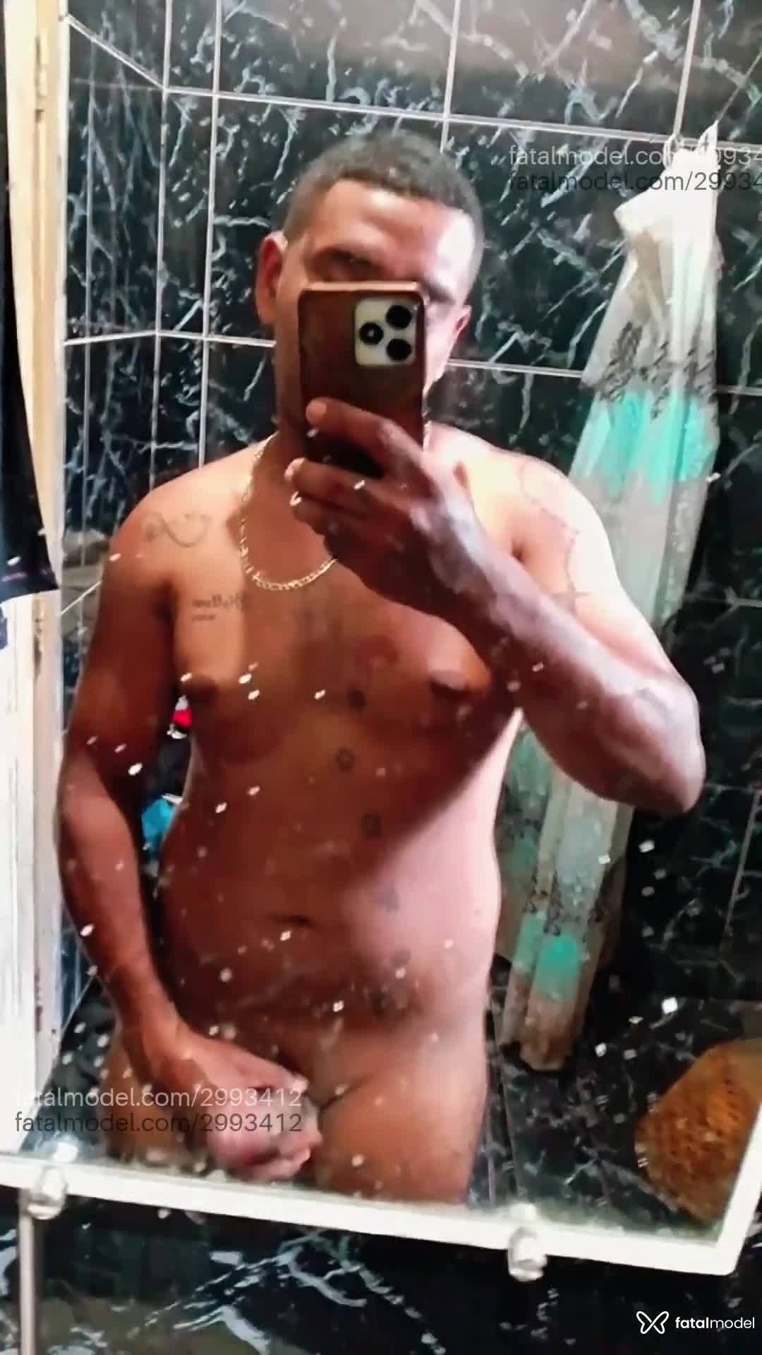 Acompanhante homem com cabelo castanho de olhos castanhos em Niterói - Casalnikt