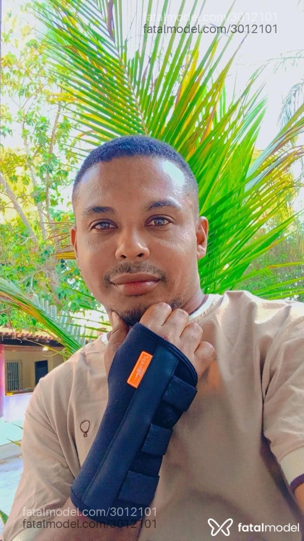 Acompanhante homem morena (o) de olhos mel em São Luís - Xayon Evans