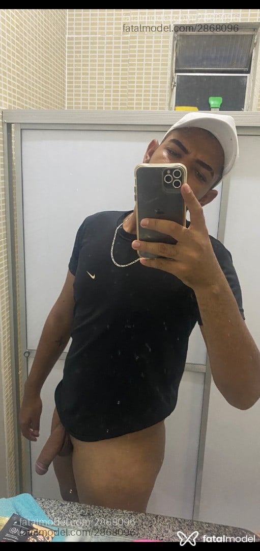 Acompanhante homem morena (o) de olhos pretos em Goiânia - Lucas