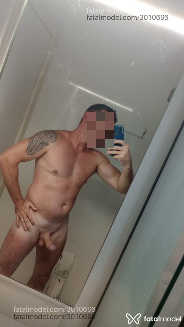 Acompanhante homem com cabelo castanho de olhos castanhos em Florianópolis - Ale Barros