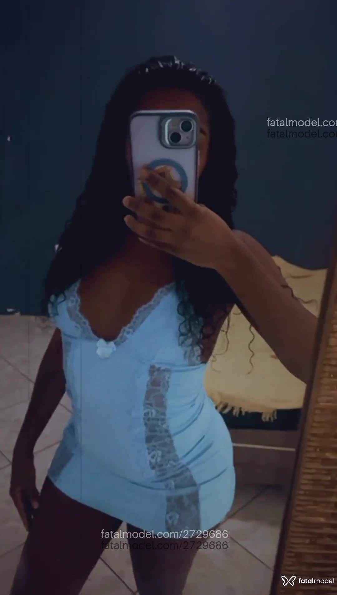 Acompanhante mulher morena (o) de olhos pretos em Hortolândia Acompanhante mulher morena (o) de olhos pretos em Hortolândia - Bombozinho