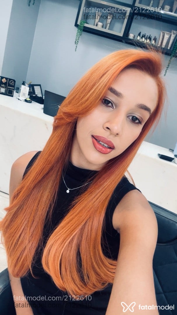 Acompanhante mulher ruiva (o) de olhos castanhos - Aghata Avilla