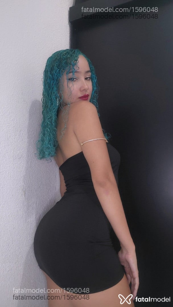 Acompanhante mulher com cabelo colorido de olhos castanhos em Fortaleza - Luana