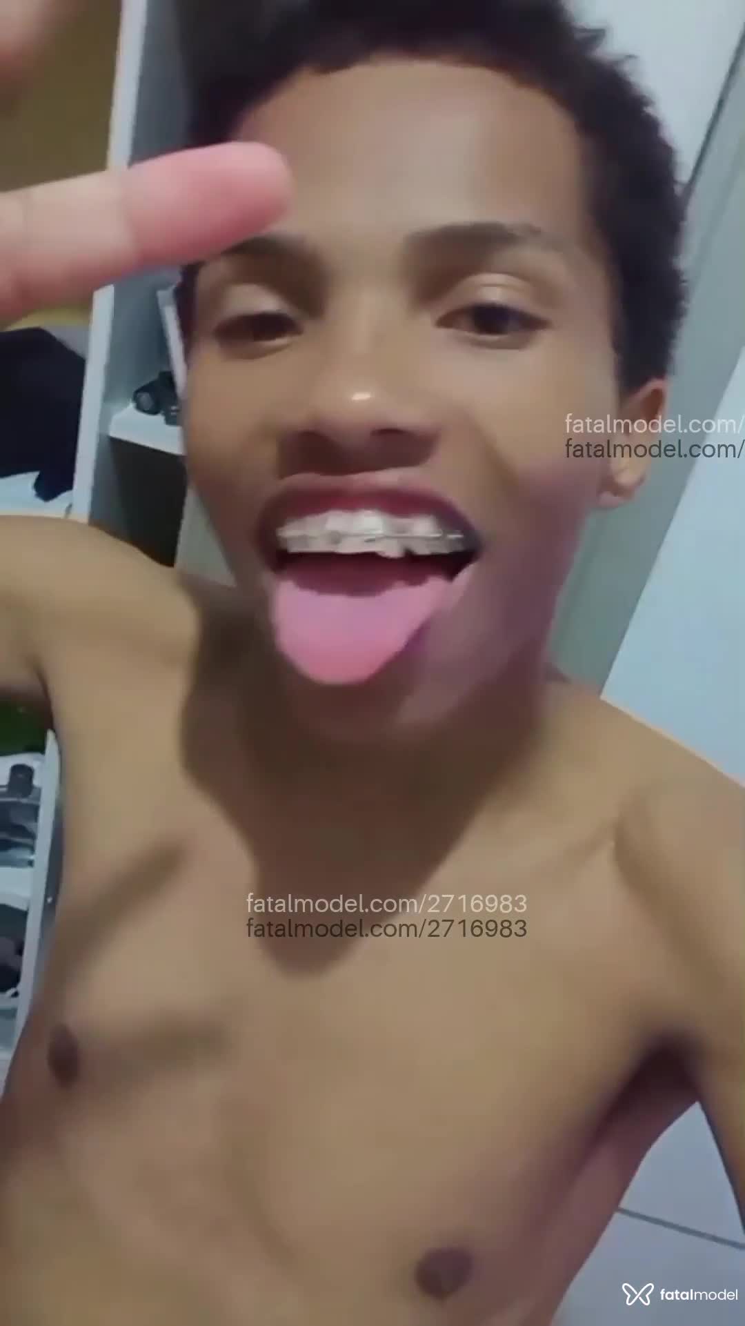 Acompanhante homem morena (o) de olhos castanhos em Florianópolis - Jo Santos