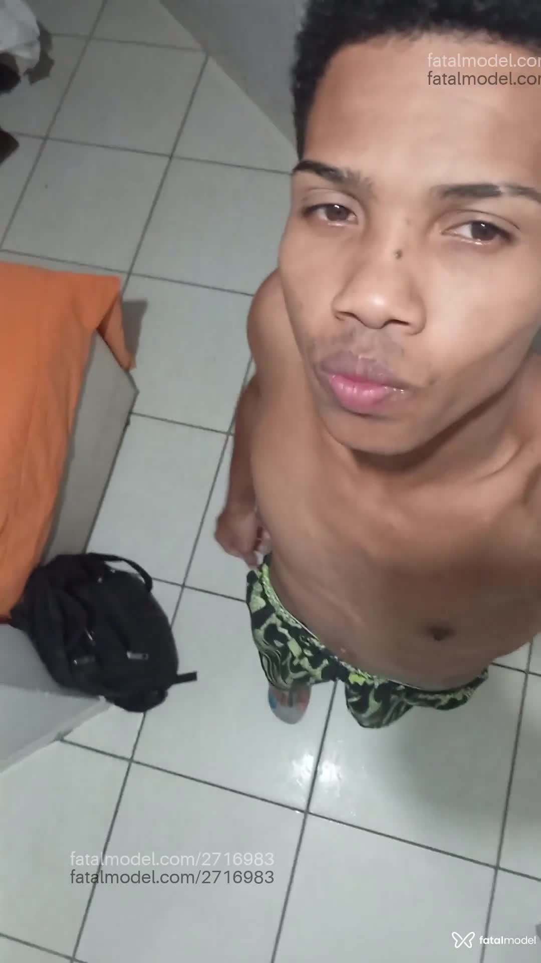 Acompanhante homem morena (o) de olhos castanhos em Florianópolis - Jo Santos