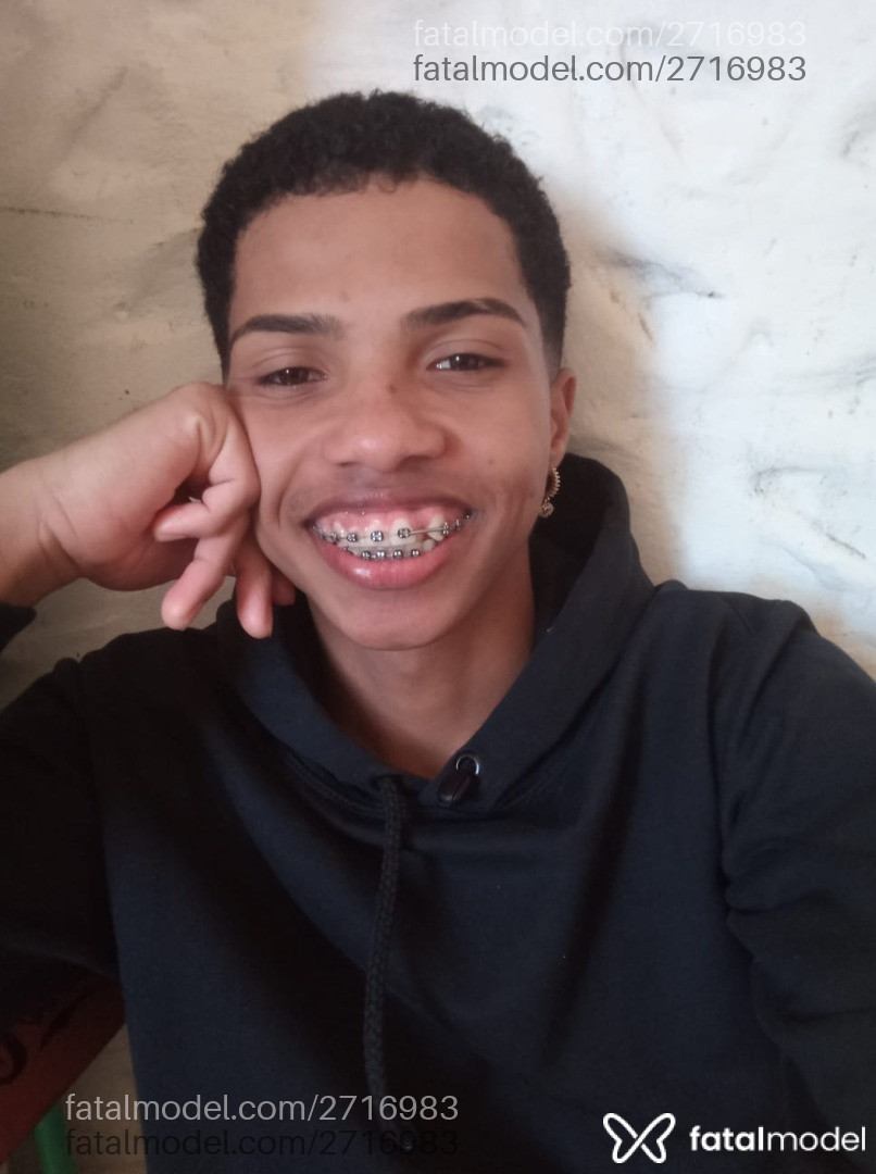 Acompanhante homem morena (o) de olhos castanhos em Florianópolis - Jo Santos
