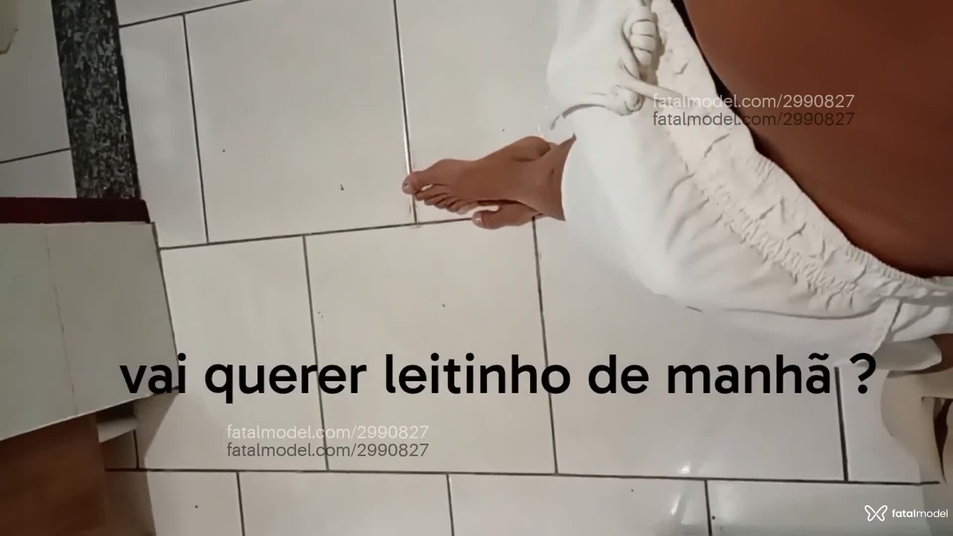 Acompanhante homem morena (o) de olhos castanhos em Rio de Janeiro Acompanhante homem morena (o) de olhos castanhos em Rio de Janeiro - Luz