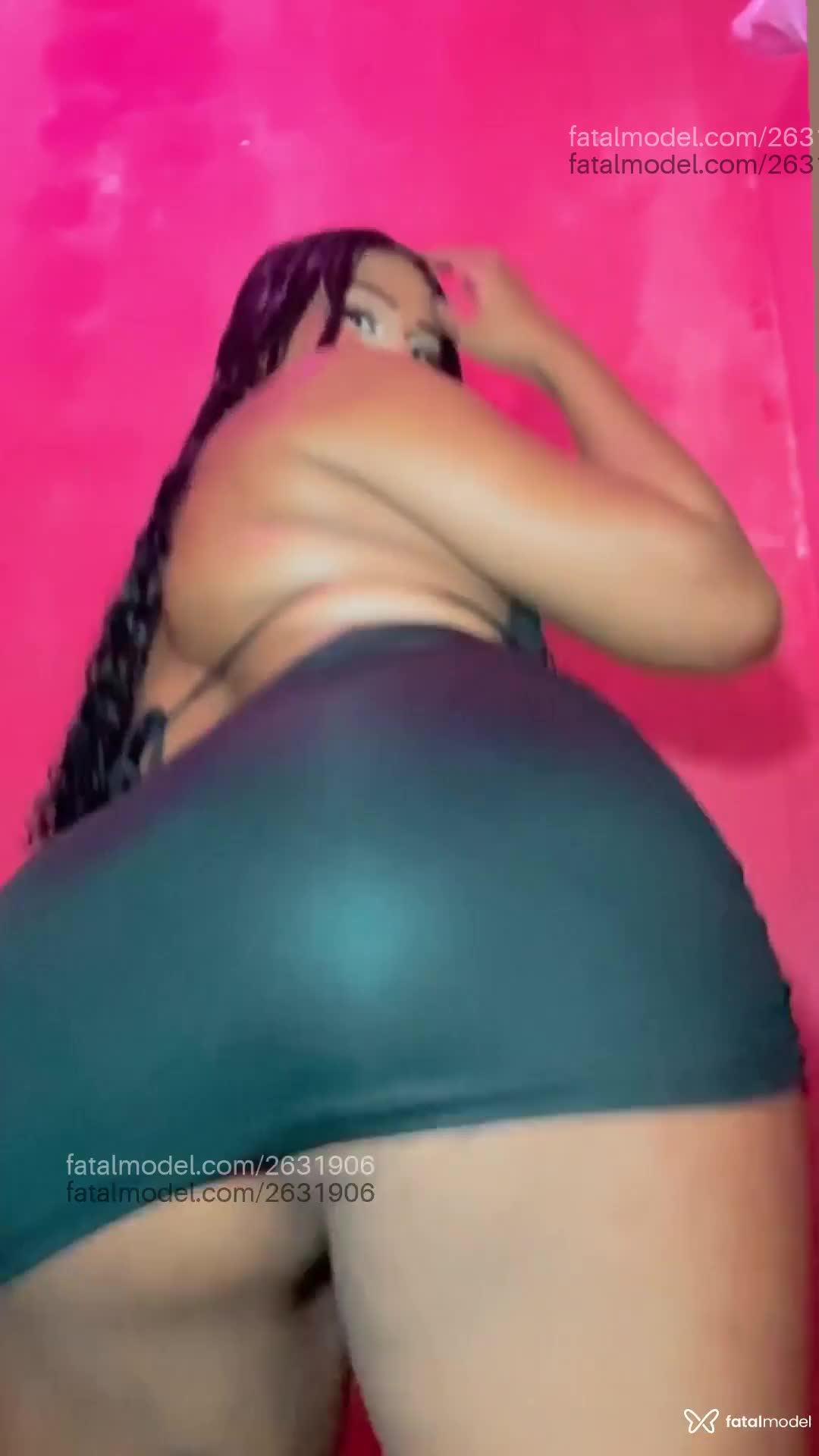Acompanhante mulher trans morena (o) de olhos pretos em São Paulo - Mirella Barros