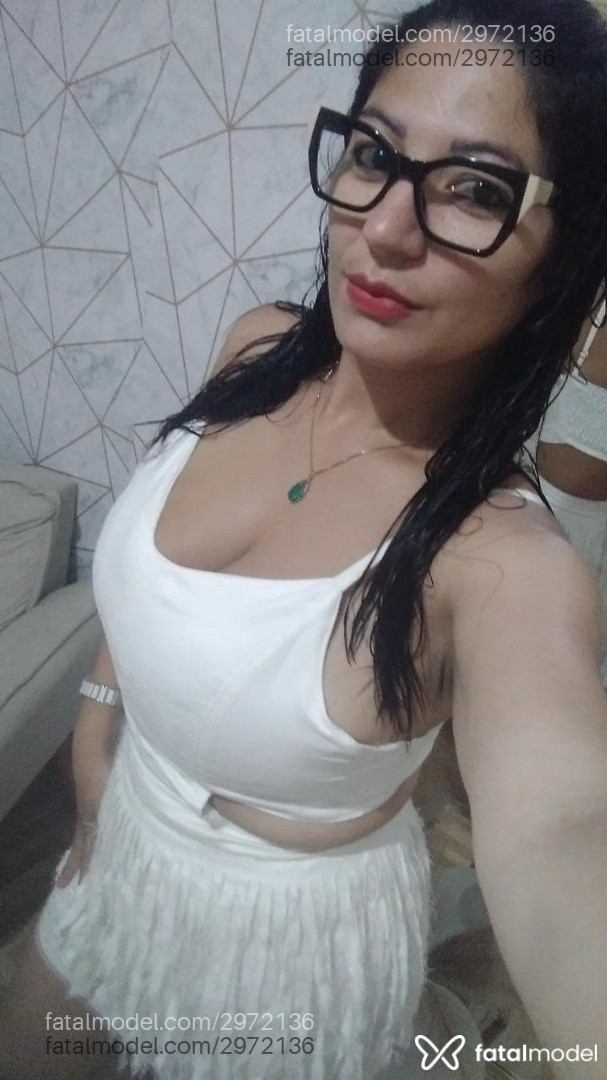 Acompanhante mulher com cabelo castanho de olhos castanhos em Alegrete - Melissa
