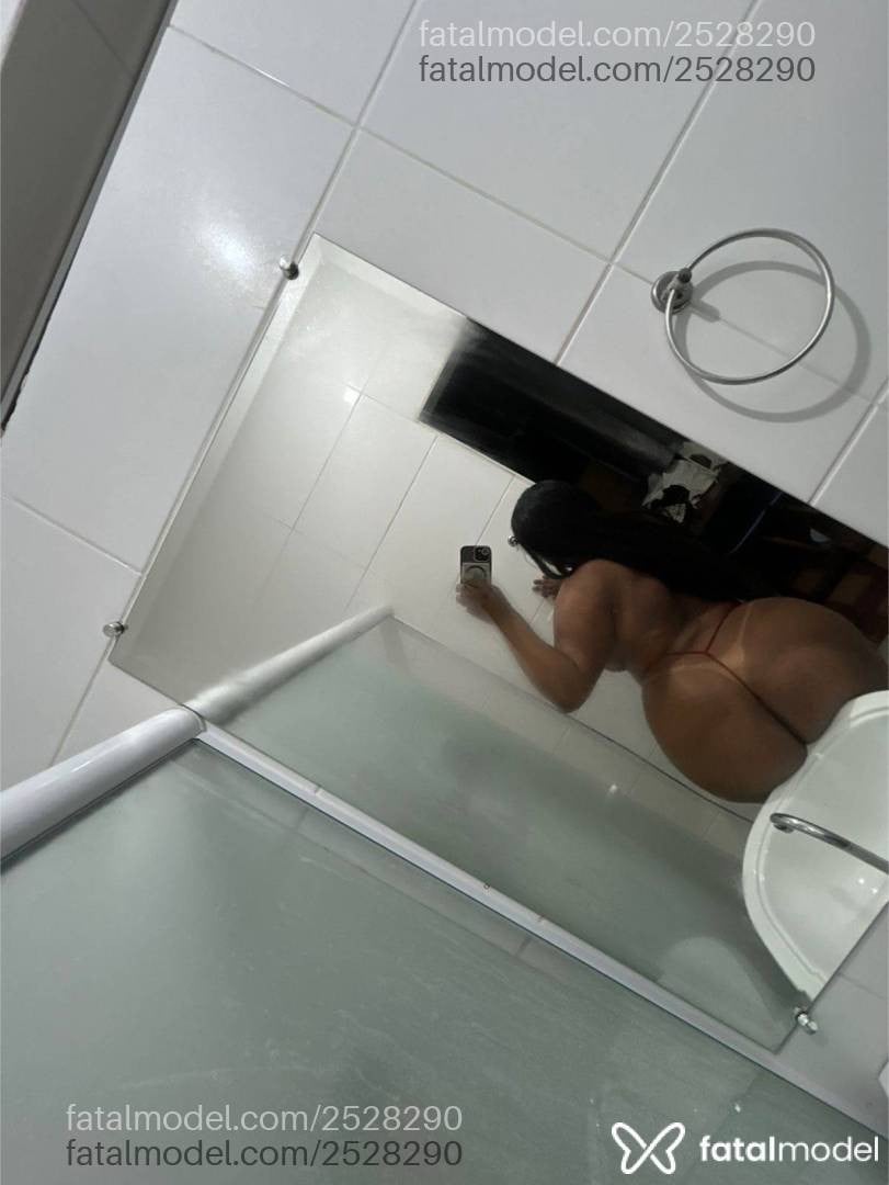 Acompanhante mulher morena (o) de olhos castanhos em São Paulo - Lari