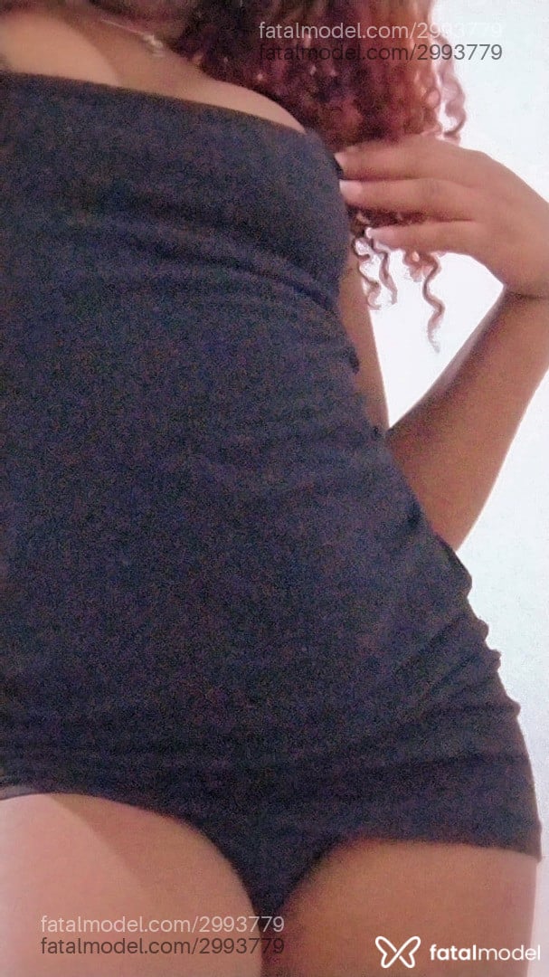 Acompanhante mulher morena (o) de olhos pretos em Queimados - Morena