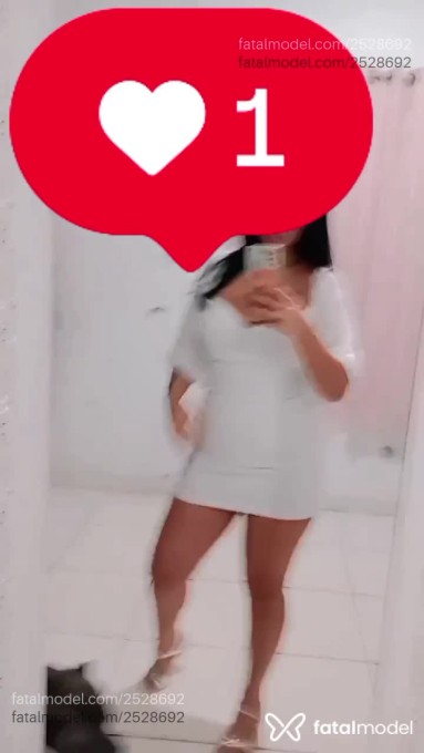 Acompanhante mulher morena (o) de olhos castanhos em Virtual Acompanhante mulher morena (o) de olhos castanhos em Virtual - Fbdosete