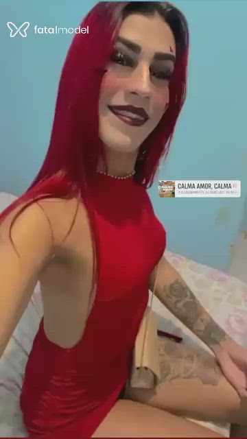 Acompanhante mulher trans ruiva (o) de olhos pretos - Rafaela