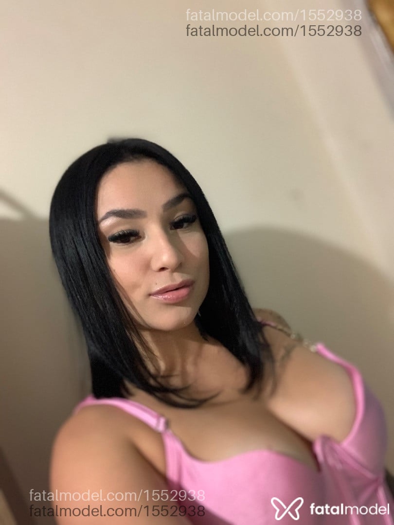 Acompanhante mulher com cabelo castanho de olhos castanhos em Florianópolis Acompanhante mulher com cabelo castanho de olhos castanhos em Florianópolis - Isabella Moraes
