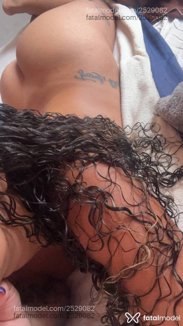 Acompanhante mulher com cabelo castanho de olhos castanhos em Maceió - Roberta Carvalho