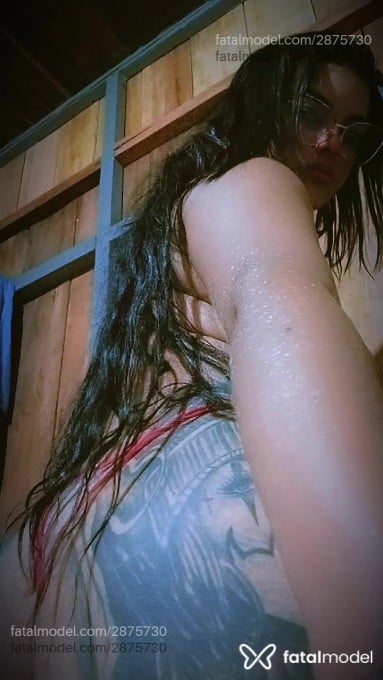Acompanhante mulher com cabelo castanho de olhos castanhos em Aripuanã Acompanhante mulher com cabelo castanho de olhos castanhos em Aripuanã - Mel