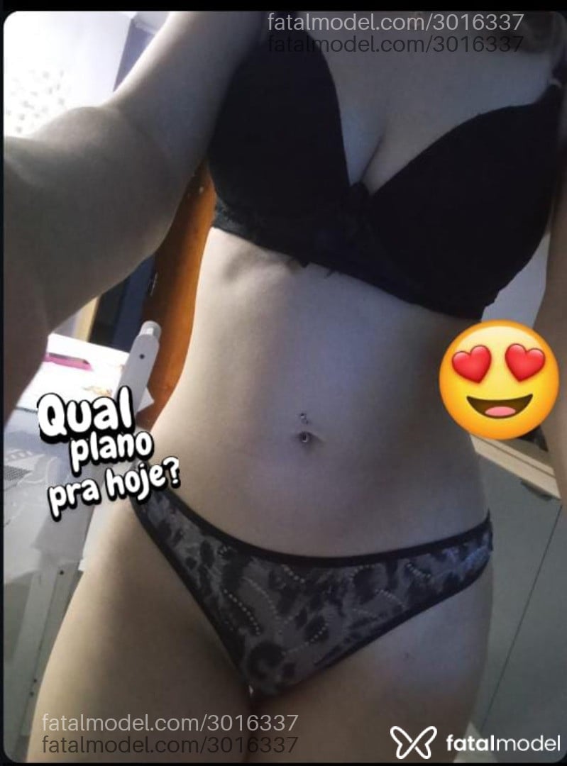 Acompanhante mulher loira (o) de olhos castanhos em Cascavel - Valéria