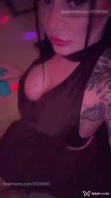 Acompanhante mulher morena (o) de olhos mel em Passo Fundo - Serena