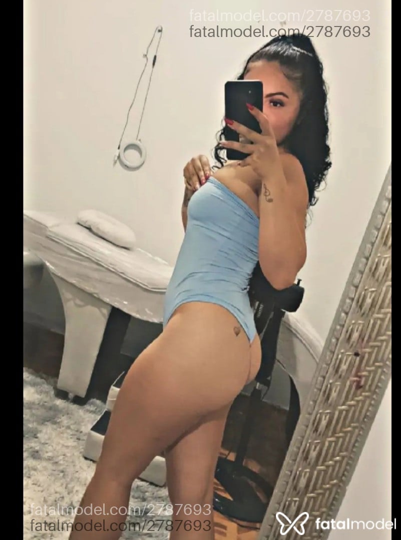 Acompanhante mulher morena (o) de olhos castanhos em Novo Repartimento - Mirela