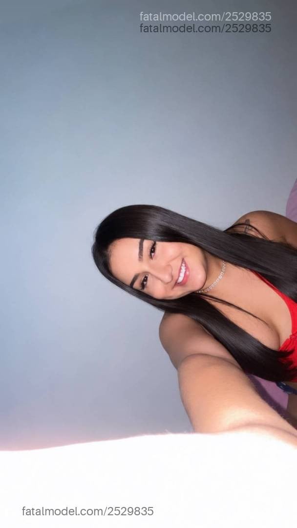 Acompanhante mulher com cabelo castanho de olhos castanhos em Bauru - Lorena