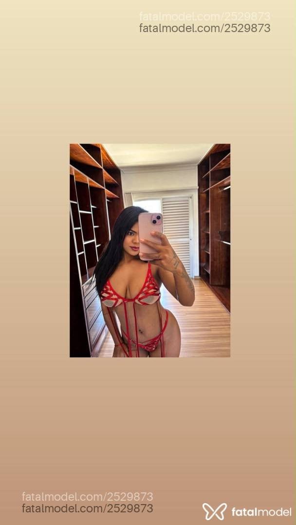 Acompanhante mulher morena (o) de olhos castanhos - Larissa
