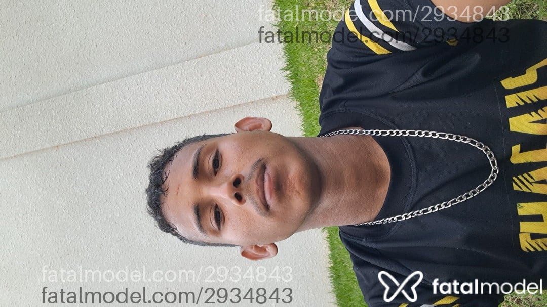 Acompanhante homem morena (o) de olhos pretos em Sinop - Cristiano
