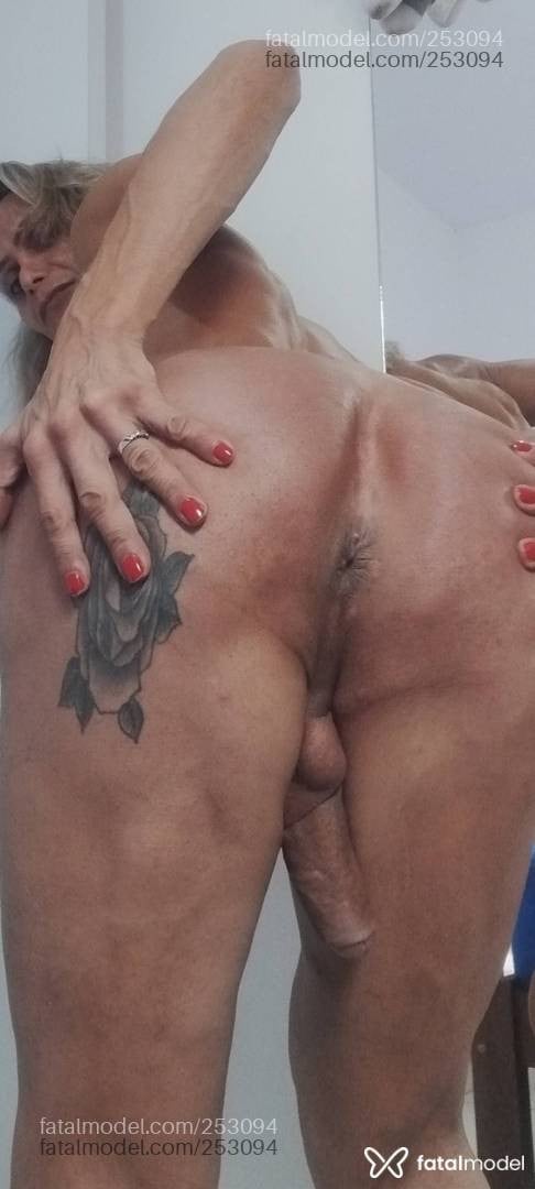 Acompanhante homem trans loira (o) de olhos castanhos em Bebedouro - Natasha