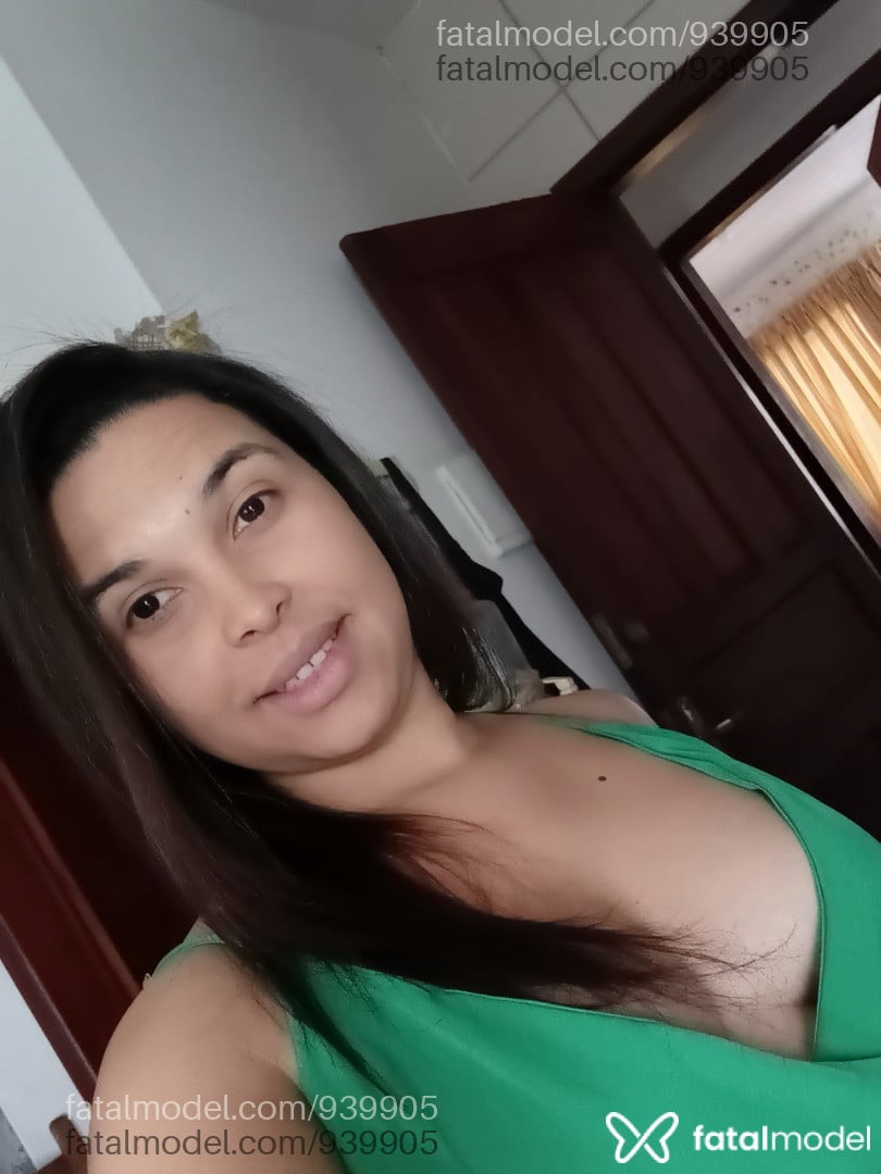 Acompanhante mulher trans morena (o) de olhos pretos em Bagé - Diana Elektra