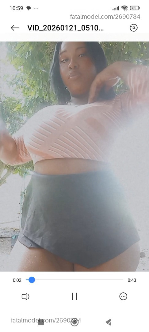 Acompanhante mulher morena (o) de olhos pretos em João Pessoa - Sther