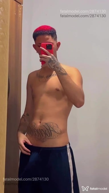 Acompanhante homem com cabelo castanho de olhos castanhos em Belo Horizonte - Daniel Frois