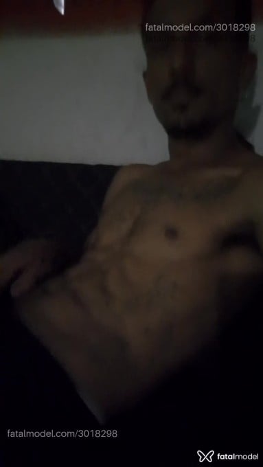 Acompanhante homem morena (o) de olhos castanhos em Luziânia Acompanhante homem morena (o) de olhos castanhos em Luziânia - Bonitinho