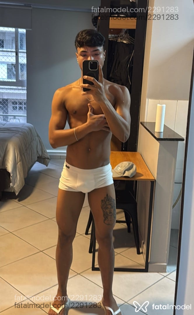 Acompanhante homem morena (o) de olhos pretos em Curitiba - Arthur Fernandes