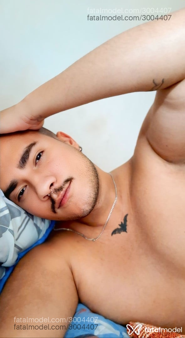 Acompanhante homem com cabelo castanho de olhos castanhos em Rio de Janeiro - Chubby