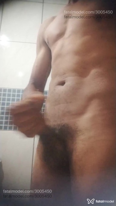 Acompanhante homem morena (o) de olhos castanhos em Virtual - Moisés