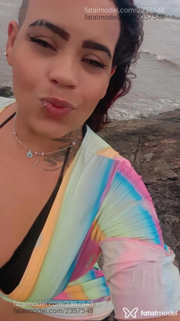 Acompanhante mulher ruiva (o) de olhos castanhos em Itanhaém - Fernanda